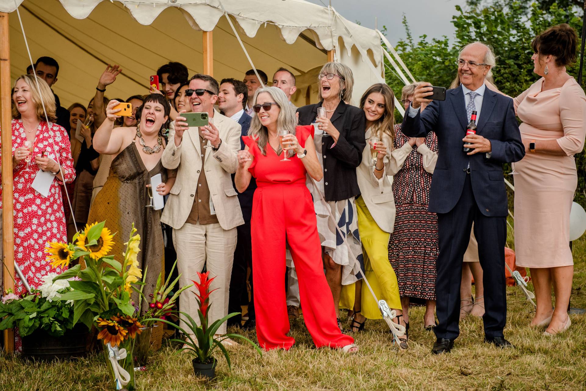 Snowshill Wedding Photography Guests Field Snowshill Wedding Photography Guests Field